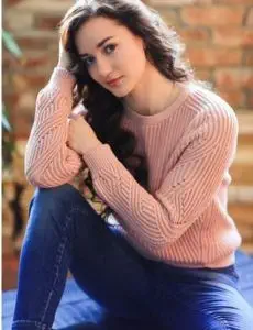 Elite escort service in East Nimar for home and hotel visits